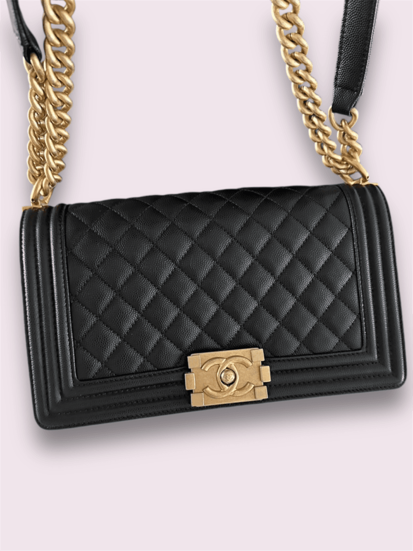 Chanel boy 10 Black caviar holo 30 GHW