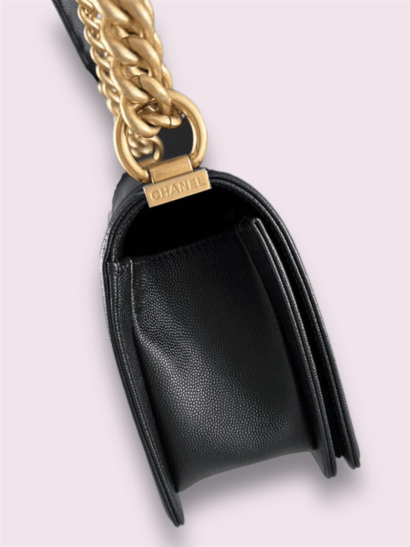 Chanel boy 10 Black caviar holo 30 GHW
