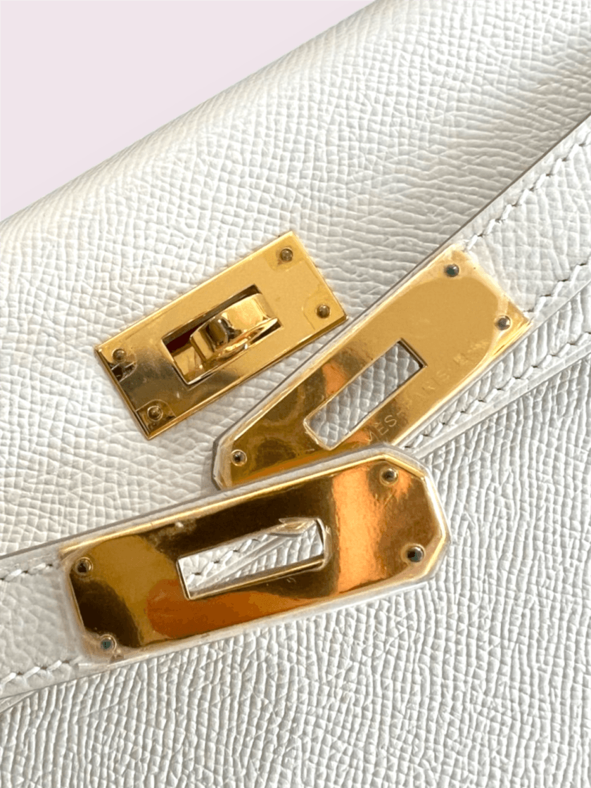 HERMÈS Kelly 28 Craie Epsom Sellier GHW
