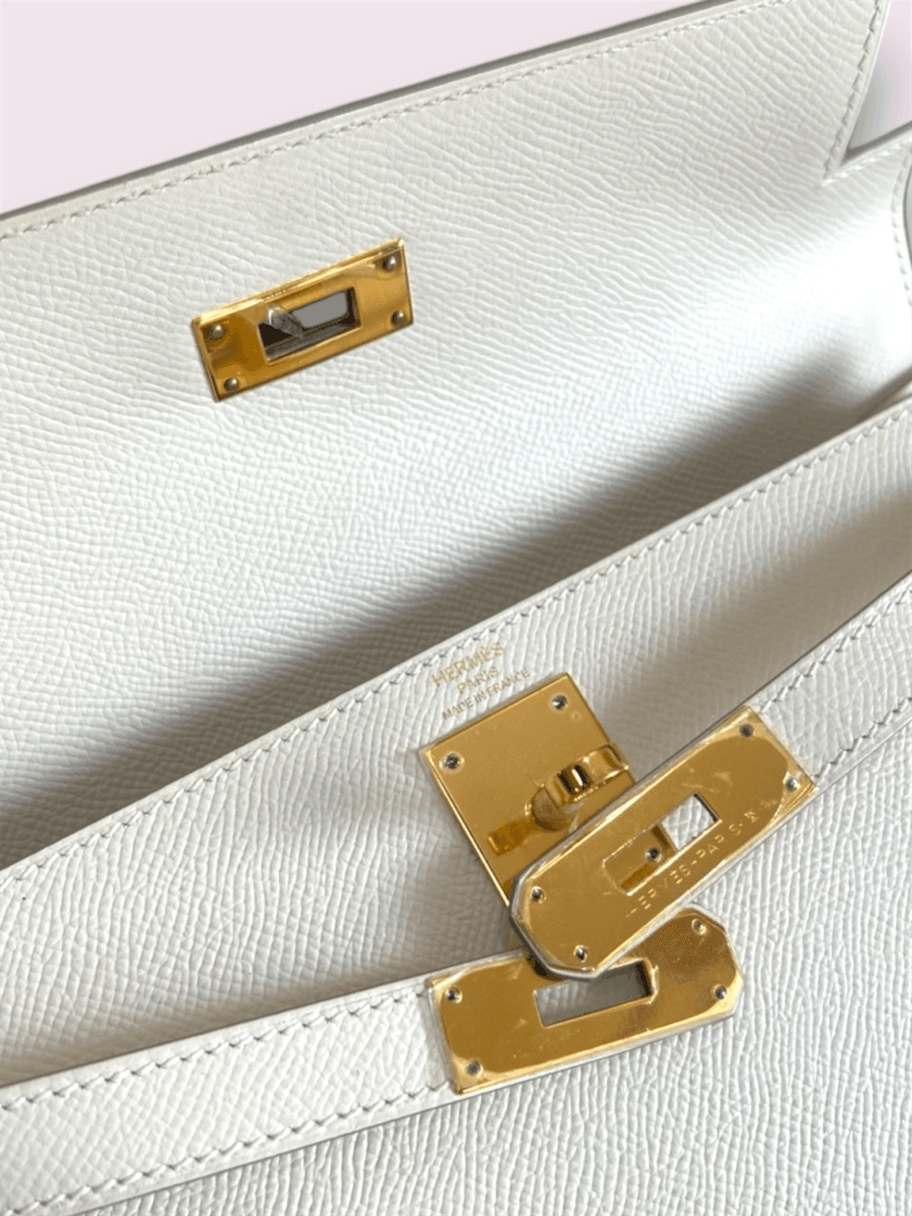 HERMÈS Kelly 28 Craie Epsom Sellier GHW